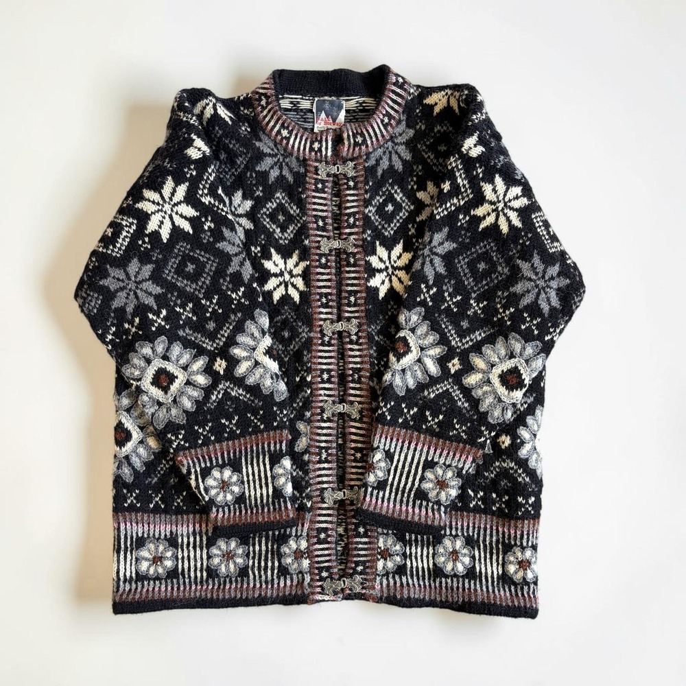 Vintage Dale of Norway Wool Cardigan M Nordic Floral Metal Clasp Black Cream
